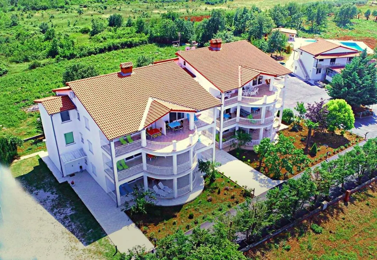 Wish Apartments Porec 0*,  Croazia